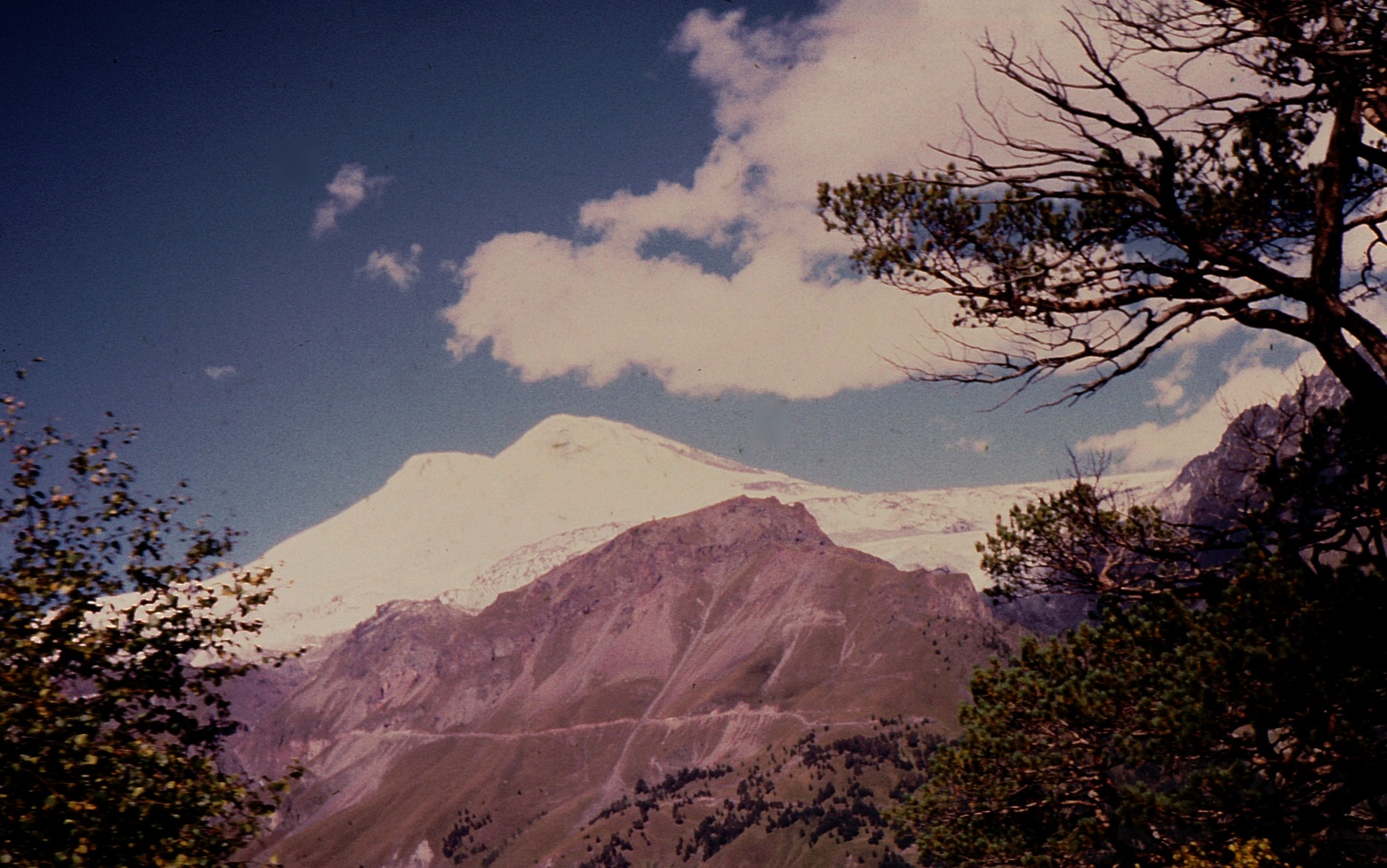 Elbrus dívčí ňadra